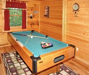 Smoky Mountain Log Cabin with a Pool Table.